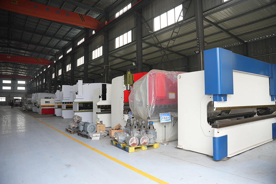 Làm thế nào để hệ thống thủy lực trong máy cắt xoay góp phần phân phối lực và hiệu quả thời gian chu kỳ trong các công việc cắt liên tục?